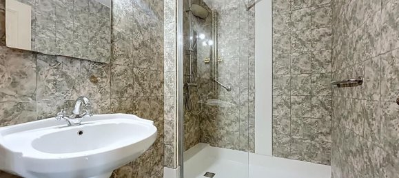 3 Schlafzimmer Wohnung in Lormont, France, Nr. 293985 7