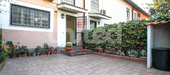 2 bedrooms House in Rome, Italy No. 317292 27