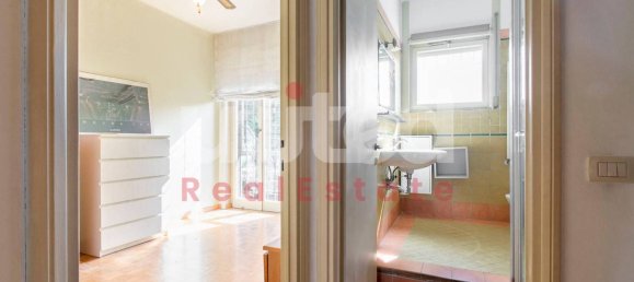 2 bedrooms House in Rome, Italy No. 317292 18