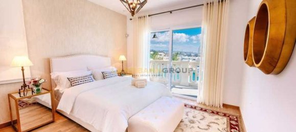 3 bedrooms Apartment in Limassol, Cyprus No. 20202 2