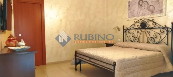 3 rooms Apartment in Barletta, Italy No. 177865 8