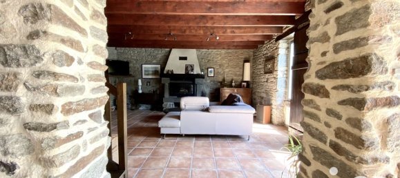 Замки и поместья с 3 спальнями в Плёдиан-сюр-Ранс, Франция № 284601 6