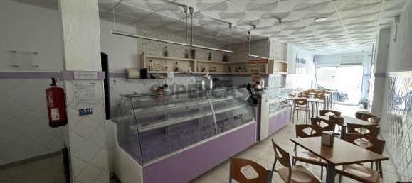 Gewerbliche Immobilie in Barreiro, Portugal 74m², Nr. 160897 8