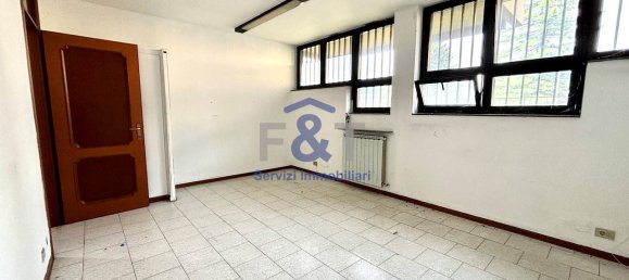 3-Zimmer Büro in Varese, Italy, Nr. 286522 5