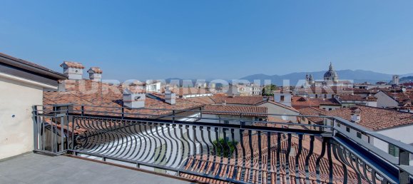 Ático de 4 dormitorios en Brescia, Italy No. 365373 4