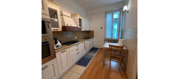 2 bedrooms Apartment in Genoa, Italy No. 341644 5