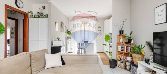 Apartamento de 2 dormitorios en Cardano al Campo, Italy No. 302048 7