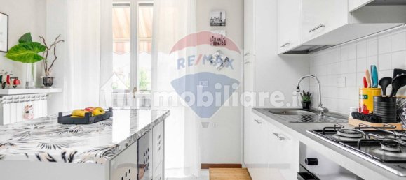 Apartamento de 2 dormitorios en Cardano al Campo, Italy No. 302048 3