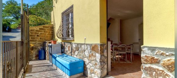 2 rooms House in Allumiere, Italy No. 298429 2
