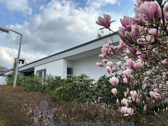 3 Schlafzimmer Villa in Saarbrücken, Germany, Nr. 80925