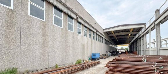 Склад с 2 комнатами в Бассано Брешано, Италия № 359598 31