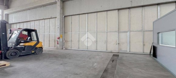 Склад с 2 комнатами в Бассано Брешано, Италия № 359598 12