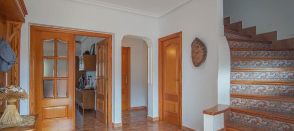 5 bedrooms Villa in Calpe, Spain No. 9761 3