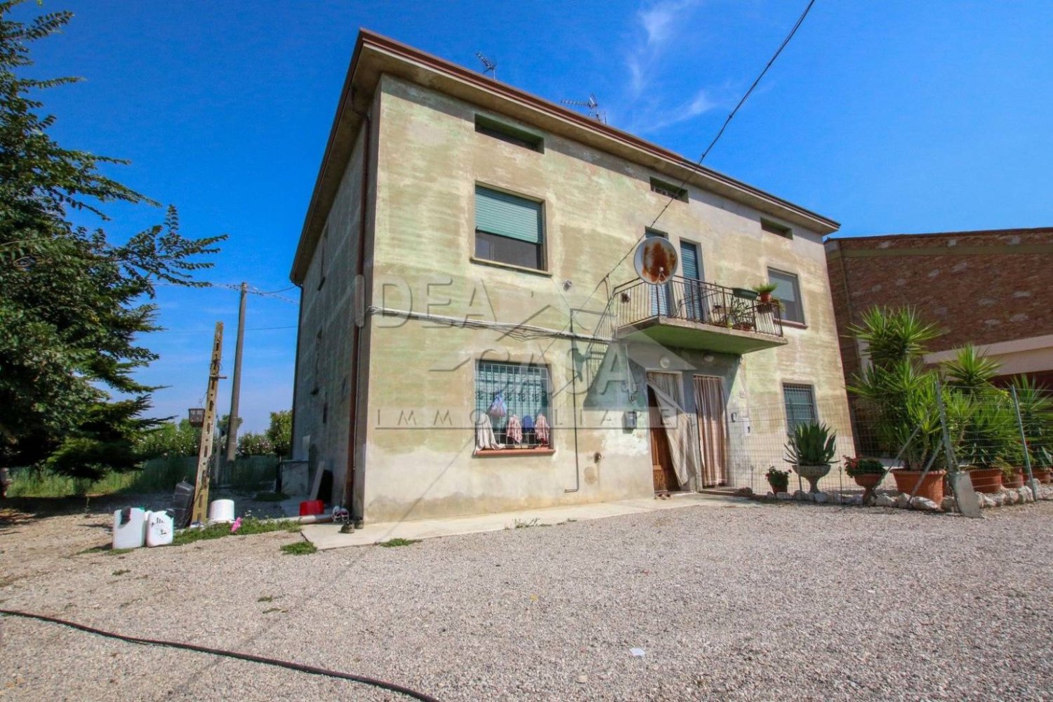 3 غرف نوم فيلا في Mirandola, Italy رقم 279295