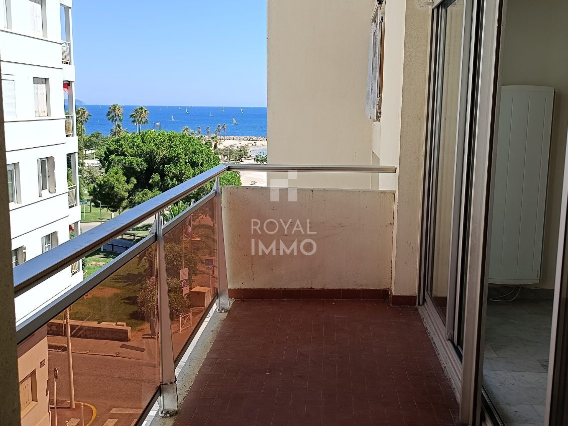 1 غرف نوم شقة في Toulon, France رقم 284792