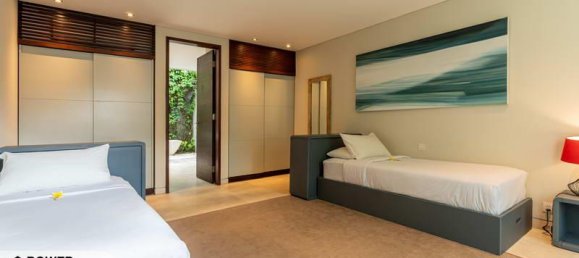 Villa de 4 dormitorios en Seminyak, Indonesia No. 3763 3