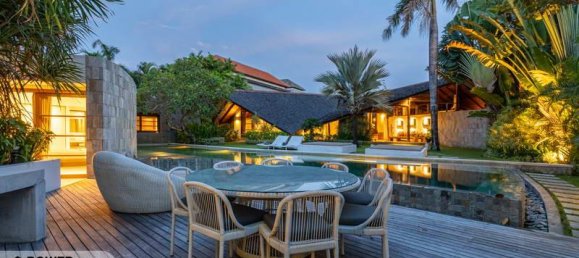 Villa de 4 dormitorios en Seminyak, Indonesia No. 3763 28