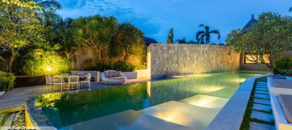 Villa de 4 dormitorios en Seminyak, Indonesia No. 3763 23