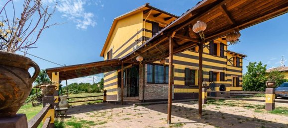 11غرفة فيلا في Castel San Pietro Terme, Italy رقم 15553 6