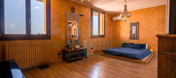 11غرفة فيلا في Castel San Pietro Terme, Italy رقم 15553 23