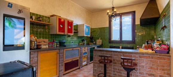 11غرفة فيلا في Castel San Pietro Terme, Italy رقم 15553 12