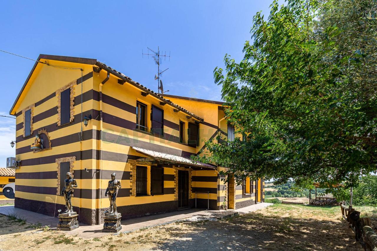 11غرفة فيلا في Castel San Pietro Terme, Italy رقم 15553