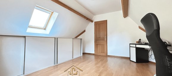 Casa de 3 dormitorios en Sainte-Croix-aux-Mines, France No. 62963 5