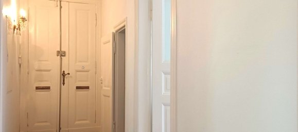 Квартира с 3 комнатами в Фриденау, Германия № 331489 7