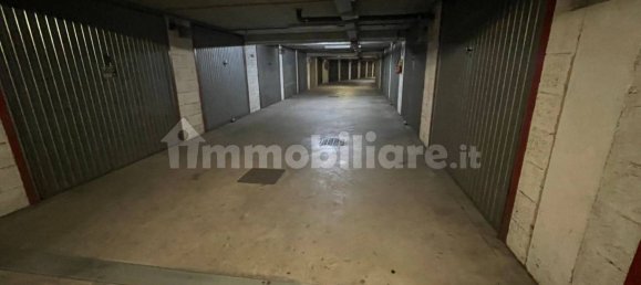  مرآب في Rome, Italy 16متر مربع رقم 34549 7