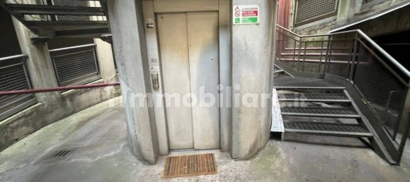  مرآب في Rome, Italy 16متر مربع رقم 34549 16