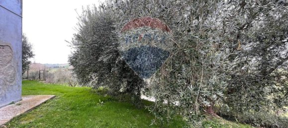 Дом с 3 спальнями в Филоттрано, Италия № 106415 6