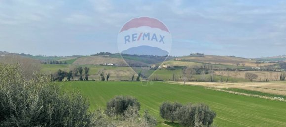 Дом с 3 спальнями в Филоттрано, Италия № 106415 33