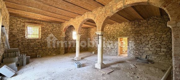 3 bedrooms House in Asciano, Italy No. 323836 6