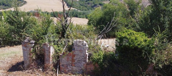 3 bedrooms House in Asciano, Italy No. 323836 16