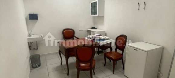 5 rooms Commercial property in Rome, Italy No. 327846 4