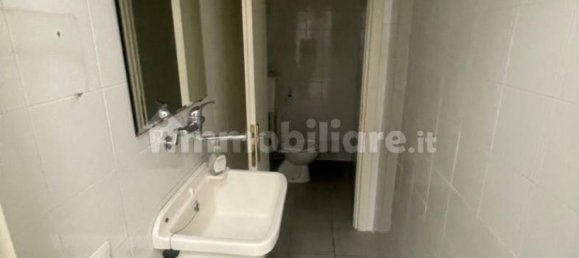 5 rooms Commercial property in Rome, Italy No. 327846 11