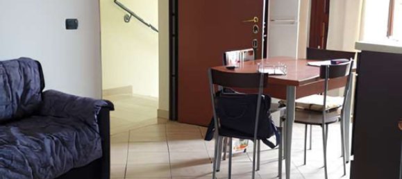 3-salle Appartement à Roncello, Italy No. 7753 3