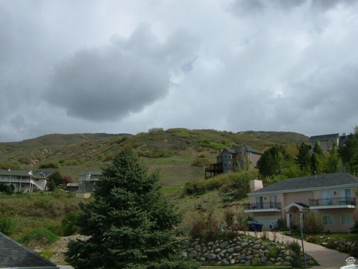  Land in Bountiful, USA No. 494701