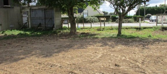  Land in Guiclan, France No. 97075 4