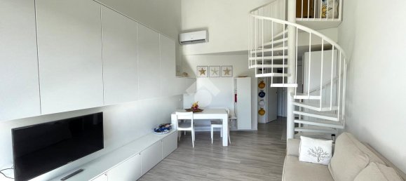 2 rooms Apartment in Desenzano del Garda, Italy No. 36690 6