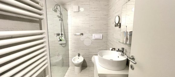 2 rooms Apartment in Desenzano del Garda, Italy No. 36690 27