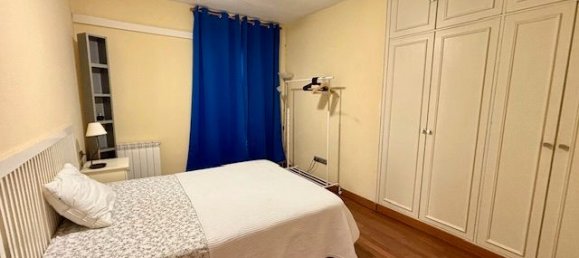 Ático de 2 dormitorios en Ciudad Vieja, Spain No. 173458 14