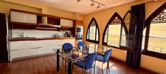 Ático de 2 dormitorios en Ciudad Vieja, Spain No. 173458 4