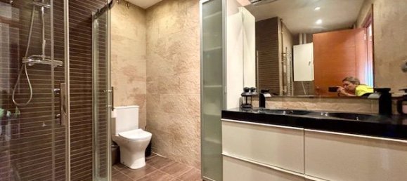 Ático de 2 dormitorios en Ciudad Vieja, Spain No. 173458 33