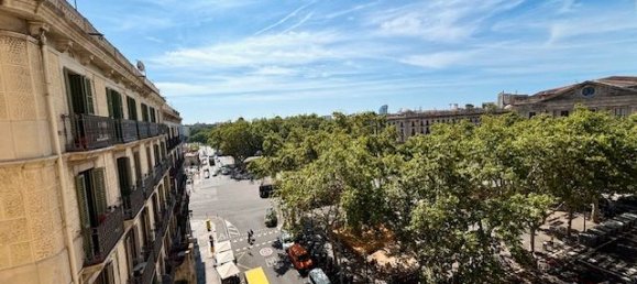 Ático de 2 dormitorios en Ciudad Vieja, Spain No. 173458 41