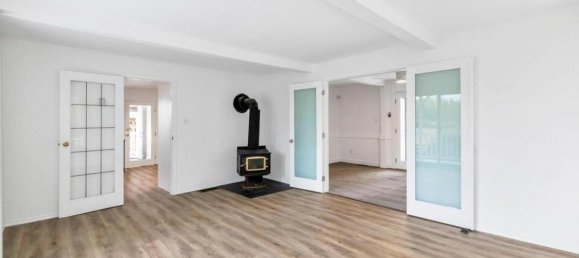 2 bedrooms House in British Columbia, Canada No. 224 8