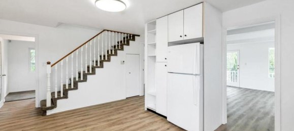 2 bedrooms House in British Columbia, Canada No. 224 12