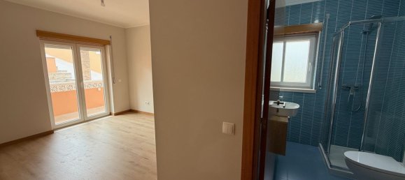 3 غرف نوم منزل في Salir de Matos, Portugal رقم 76158 24