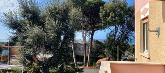 Квартира с 3 комнатами в Анцио, Италия № 140273 35