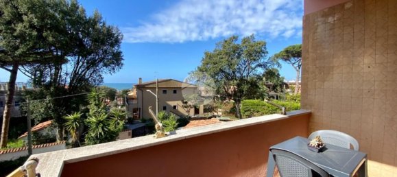 Квартира с 3 комнатами в Анцио, Италия № 140273 6